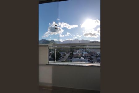 Apartamento à venda com 62m², 3 quartos e 1 vaga Apartamento à venda com 62m², 3 quartos e 1 vagaVaranda