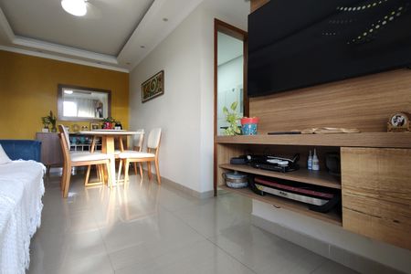 Apartamento à venda com 62m², 3 quartos e 1 vaga Apartamento à venda com 62m², 3 quartos e 1 vagaSala