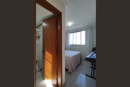 Apartamento à venda com 62m², 3 quartos e 1 vagaQuarto 2 - Suíte