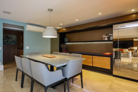 Sala de apartamento à venda com 3 quartos, 335m² em Jardim Vitoria Regia (zona Oeste), São Paulo