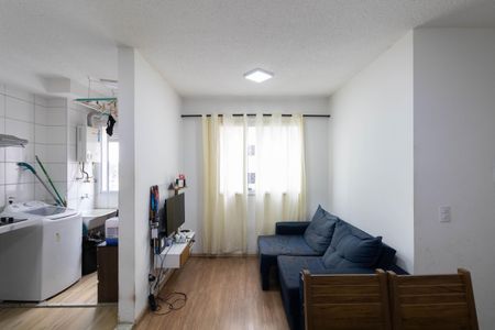 Apartamento à venda com 42m², 2 quartos e sem vagaSala e Cozinha