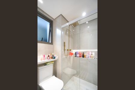 Apartamento à venda com 88m², 2 quartos e 1 vagaChuveiro