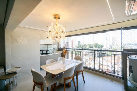 Apartamento à venda com 88m², 2 quartos e 1 vagaVaranda