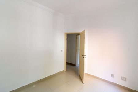 Apartamento à venda com 120m², 3 quartos e 1 vaga Apartamento à venda com 120m², 3 quartos e 1 vagaQuarto 2