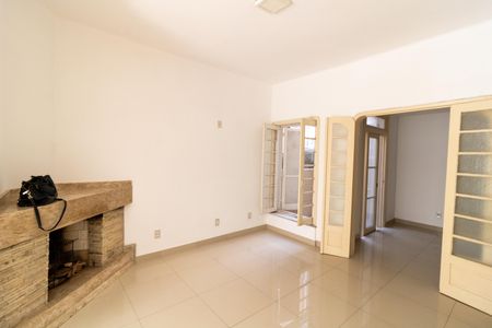 Apartamento à venda com 120m², 3 quartos e 1 vaga Apartamento à venda com 120m², 3 quartos e 1 vagaSala