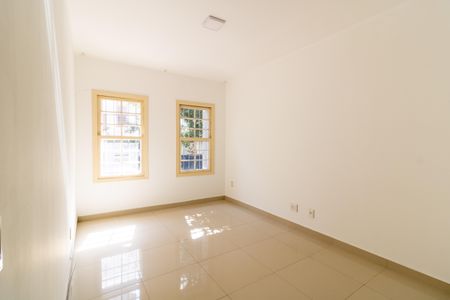 Apartamento à venda com 120m², 3 quartos e 1 vaga Apartamento à venda com 120m², 3 quartos e 1 vagaSala