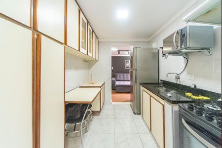 Apartamento para alugar com 55m², 2 quartos e 1 vagaCozinha 