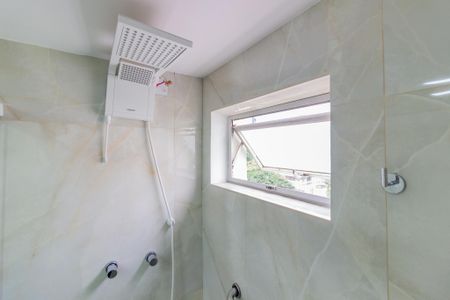 Apartamento à venda com 138m², 3 quartos e 2 vagas Apartamento à venda com 138m², 3 quartos e 2 vagasBanheiro da Suíte 1