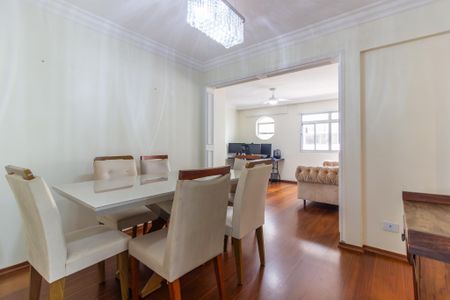 Apartamento à venda com 138m², 3 quartos e 2 vagas Apartamento à venda com 138m², 3 quartos e 2 vagasSala