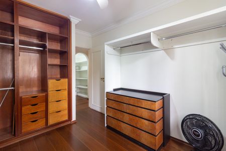 Apartamento à venda com 138m², 3 quartos e 2 vagas Apartamento à venda com 138m², 3 quartos e 2 vagasQuarto