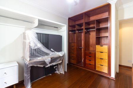 Apartamento à venda com 138m², 3 quartos e 2 vagas Apartamento à venda com 138m², 3 quartos e 2 vagasQuarto