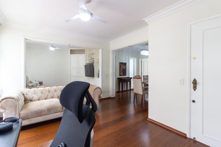 Apartamento à venda com 138m², 3 quartos e 2 vagas Apartamento à venda com 138m², 3 quartos e 2 vagasSala