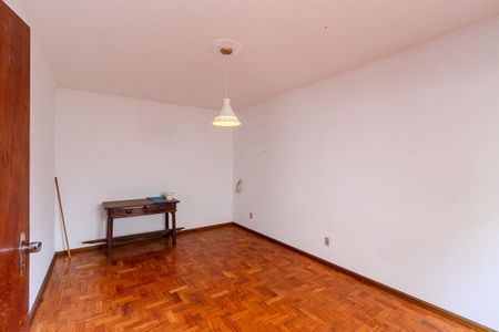 Casa à venda com 220m², 3 quartos e 3 vagasQuarto 2