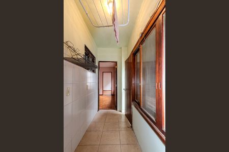 Casa à venda com 220m², 3 quartos e 3 vagasÁrea de Serviço