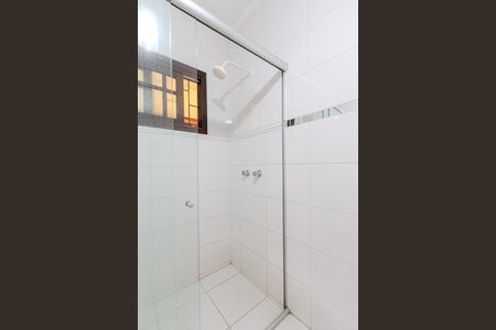 Casa à venda com 220m², 3 quartos e 3 vagasBanheiro