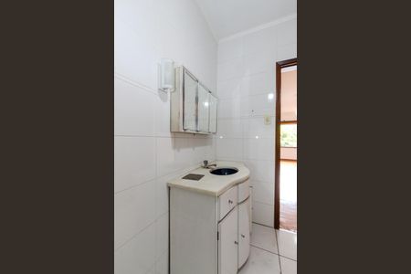 Casa à venda com 220m², 3 quartos e 3 vagasBanheiro da Suíte