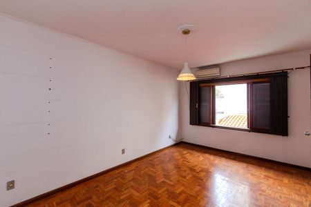 Casa à venda com 220m², 3 quartos e 3 vagasQuarto 2