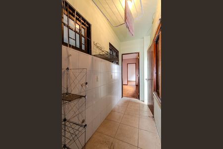 Casa à venda com 220m², 3 quartos e 3 vagasÁrea de Serviço