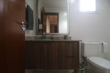 Apartamento para alugar com 148m², 4 quartos e 2 vagas Apartamento para alugar com 148m², 4 quartos e 2 vagasBanheiro Suíte 2
