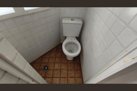 Casa à venda com 170m², 3 quartos e 4 vagasBanheiro de Serviço