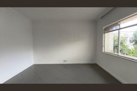 Casa à venda com 170m², 3 quartos e 4 vagasSala
