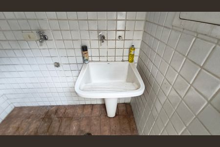 Casa à venda com 170m², 3 quartos e 4 vagasÁrea de Serviço