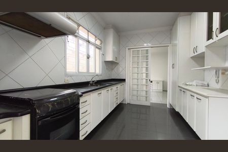 Casa à venda com 170m², 3 quartos e 4 vagasCozinha