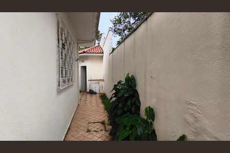 Casa à venda com 170m², 3 quartos e 4 vagasCorredor