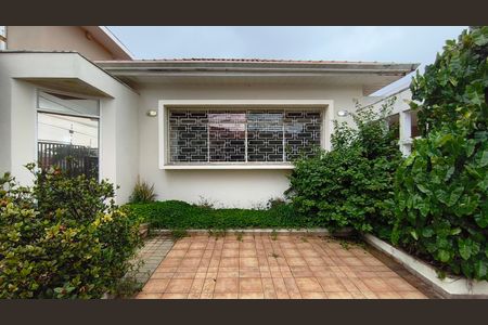 Casa à venda com 170m², 3 quartos e 4 vagasFachada 