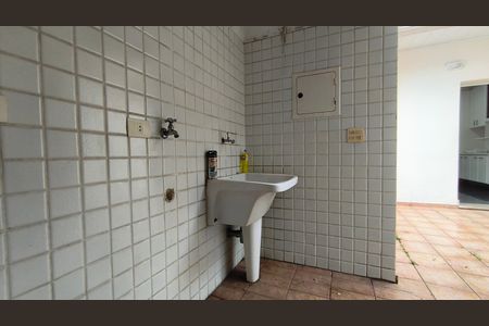 Casa à venda com 170m², 3 quartos e 4 vagasÁrea de Serviço