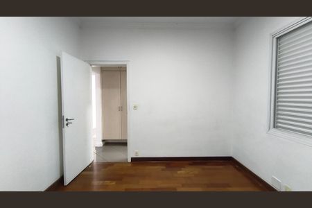 Casa à venda com 170m², 3 quartos e 4 vagasQuarto 2