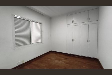 Casa à venda com 170m², 3 quartos e 4 vagasQuarto 2