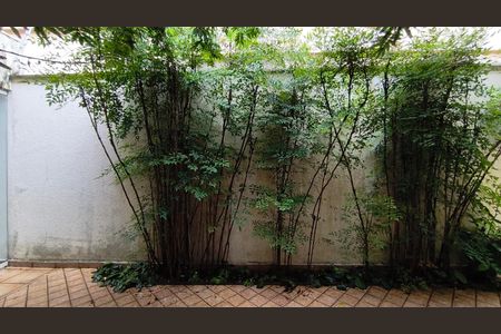 Casa à venda com 170m², 3 quartos e 4 vagasCorredor