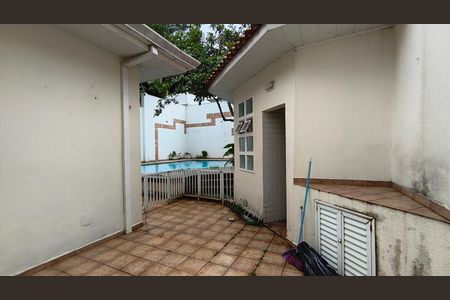 Casa à venda com 170m², 3 quartos e 4 vagasQuintal