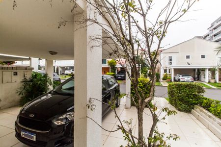 Casa de condomínio à venda com 180m², 3 quartos e 2 vagas Casa de condomínio à venda com 180m², 3 quartos e 2 vagasGaragem