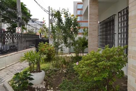 Apartamento à venda com 72m², 1 quarto e sem vagaÁrea comum