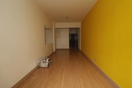 Apartamento à venda com 72m², 1 quarto e sem vagaSala
