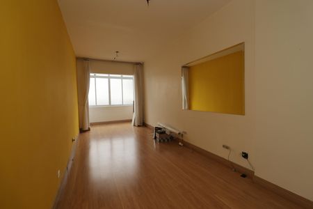 Apartamento à venda com 72m², 1 quarto e sem vagaSala