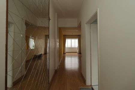 Hall de entrada de apartamento para alugar com 1 quarto, 72m² em Liberdade, São Paulo