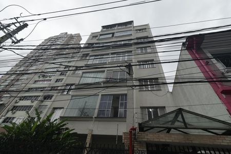 Apartamento à venda com 72m², 1 quarto e sem vagaFachada