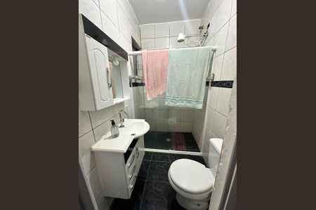 Casa para alugar com 80m², 2 quartos e sem vaga Casa para alugar com 80m², 2 quartos e sem vagaBanheiro