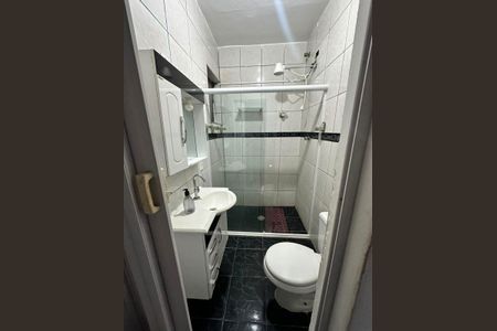 Casa para alugar com 80m², 2 quartos e sem vaga Casa para alugar com 80m², 2 quartos e sem vagaBanheiro