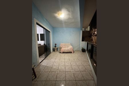 Casa para alugar com 80m², 2 quartos e sem vaga Casa para alugar com 80m², 2 quartos e sem vagaVaranda