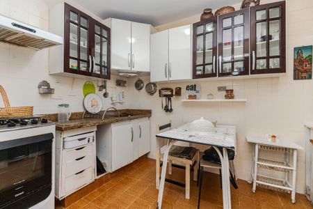 Apartamento à venda com 71m², 2 quartos e 1 vaga Apartamento à venda com 71m², 2 quartos e 1 vagaCozinha