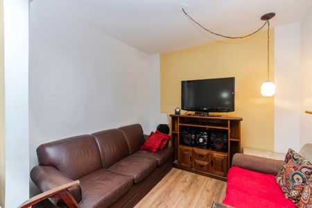 Apartamento à venda com 71m², 2 quartos e 1 vaga Apartamento à venda com 71m², 2 quartos e 1 vagaSala