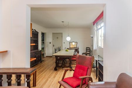 Apartamento à venda com 71m², 2 quartos e 1 vaga Apartamento à venda com 71m², 2 quartos e 1 vagaSala