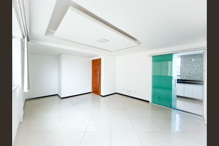 Apartamento para alugar com 3 quartos, 80m² em Santa Amelia, Belo Horizonte