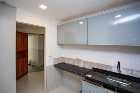 Apartamento para alugar com 62m², 2 quartos e 1 vagaCozinha