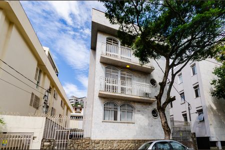 Apartamento para alugar com 110m², 3 quartos e 1 vagaFachada