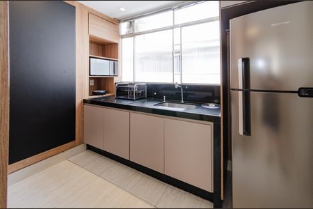 Cozinha de apartamento para alugar com 3 quartos, 110m² em Santa Lúcia, Belo Horizonte